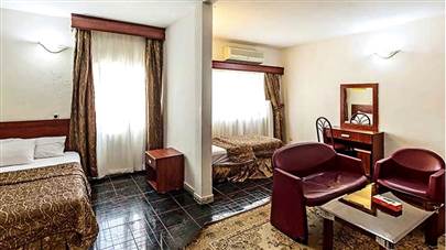 اتاق سه تخته هتل تماشا کیش اتاق سه تخته هتل تماشا کیش